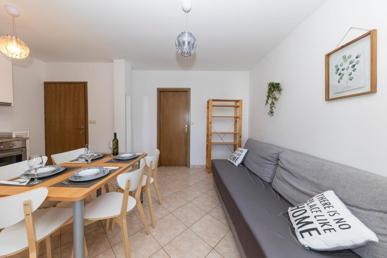 Apartmani Maestral Dobropoljana 외부 사진